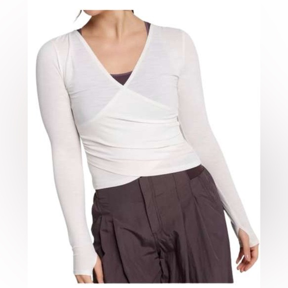 Calia Tops - NWOT Calia White Long Sleeve Draped V-Neck Stretch Wrap Top